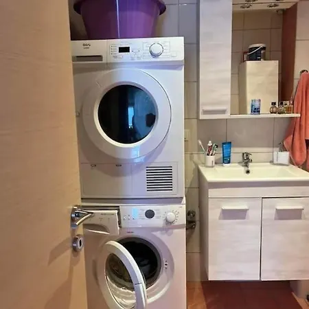 Lux Maisonette *