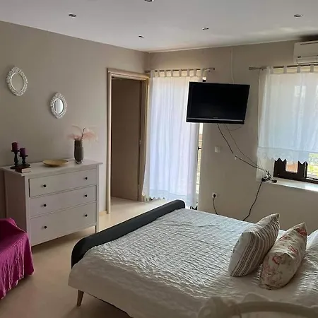 Holiday home Lux Maisonette *