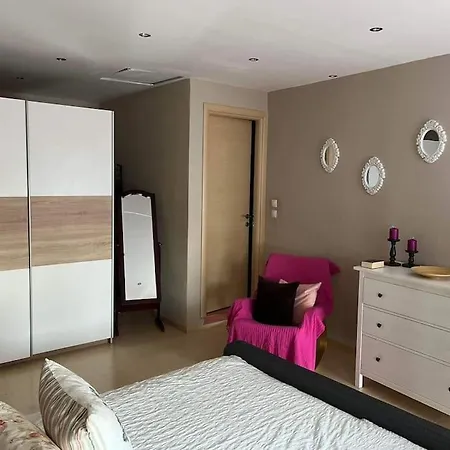 Holiday home Lux Maisonette